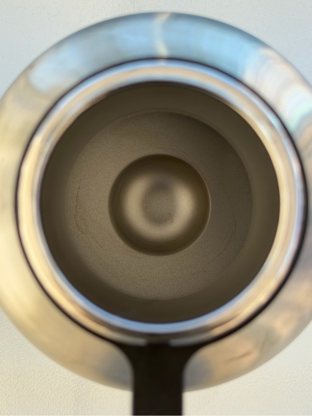 Hydro Flask 64 Oz. Stainless Steel Vacuum Insulated Water Bottle ~ Flawed - Picture 8 of 10